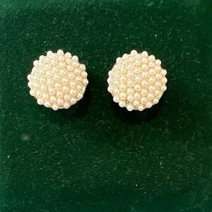 Elegant Pearl Stud Earrings